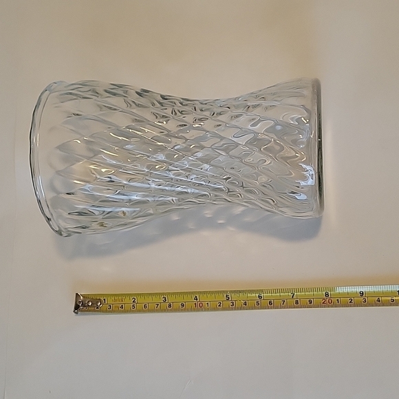 FLOWER VASE, glass. - Picture 5 of 7